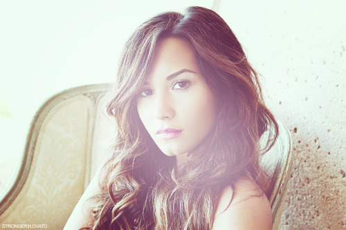 Demi Lovato. - Page 7 Tumblr_m8ecgt8C4J1rdozf1o1_500