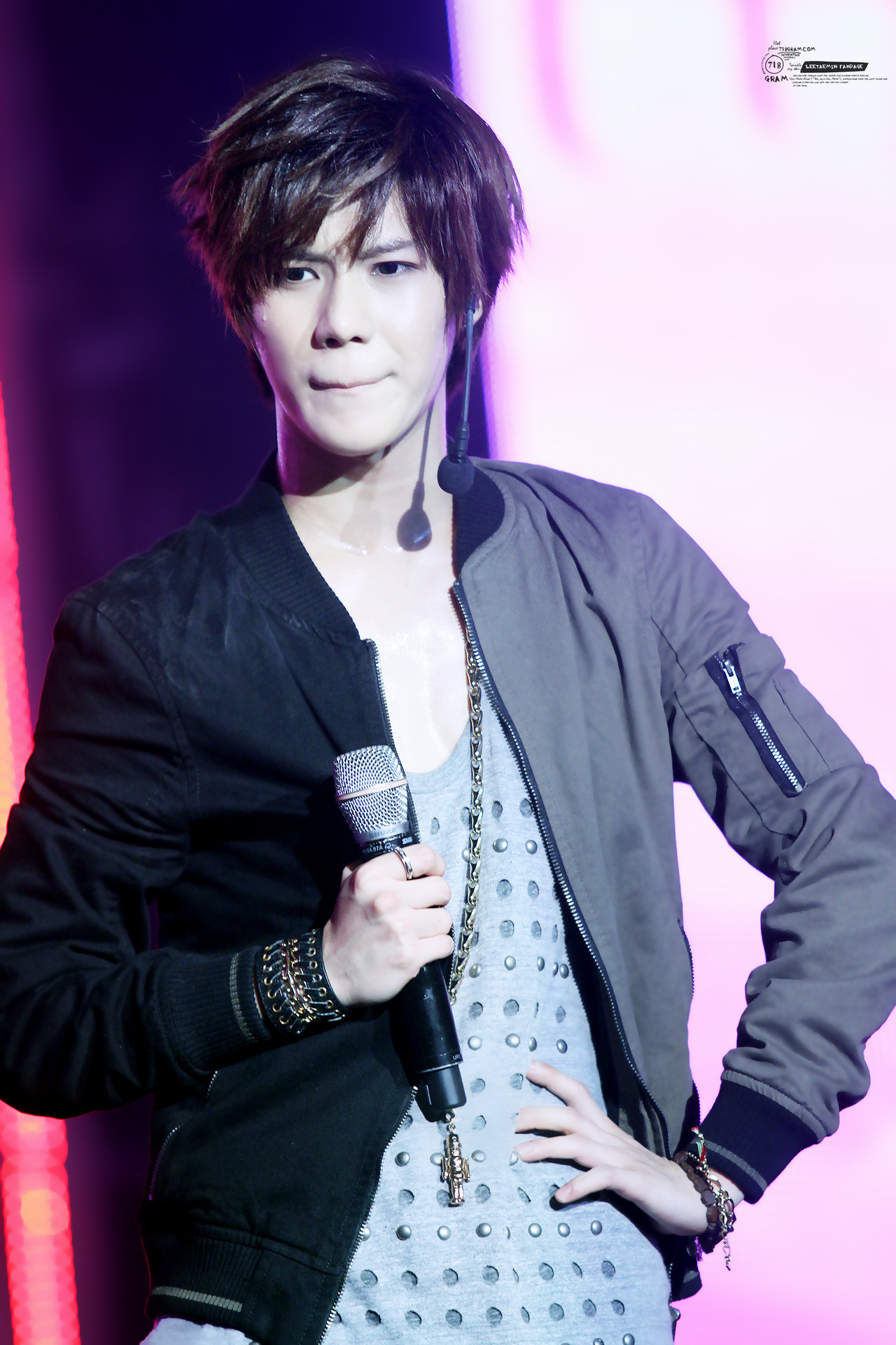 120808 Taemin @ Etude Pink Play Concert Tumblr_m8g2i2Wzzr1qdtvhxo6_r1_1280