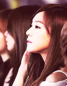 [FANYISM] [VER 4] Eye Smile(¯`'•.¸ Hoàng Mĩ Anh ¸.•'´¯) ♫ ♪ ♥ Tiffany Hwang ♫ ♪ ♥ Ngơ House - Page 16 Tumblr_m8hwsuZPhh1qe1kiao1_r2_250