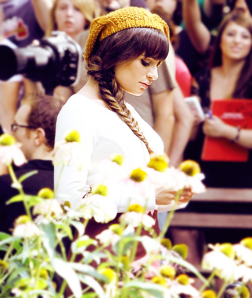 Lea Michele-Biyografisi Tumblr_m8ps8nMTuT1qbp6i9o1_500