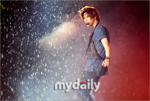 120814  SHINee @ KBS Kookmin University festival  Tumblr_m8qyxaq4we1qdtvhxo11_r1_1280