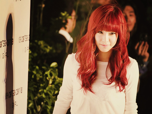 [FANYISM] [VER 5] Eye Smile(¯`'•.¸ Hoàng Mĩ Anh ¸.•'´¯) ♫ ♪ ♥ Tiffany Hwang ♫ ♪ ♥ Ngơ House - Page 2 Tumblr_m8ra07bCsf1rpibqzo1_500