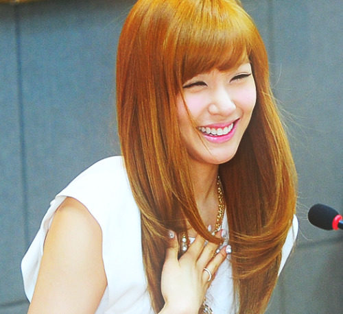 [FANYISM] [VER 5] Eye Smile(¯`'•.¸ Hoàng Mĩ Anh ¸.•'´¯) ♫ ♪ ♥ Tiffany Hwang ♫ ♪ ♥ Ngơ House - Page 2 Tumblr_m8rny7Jf3a1qegr3po1_500