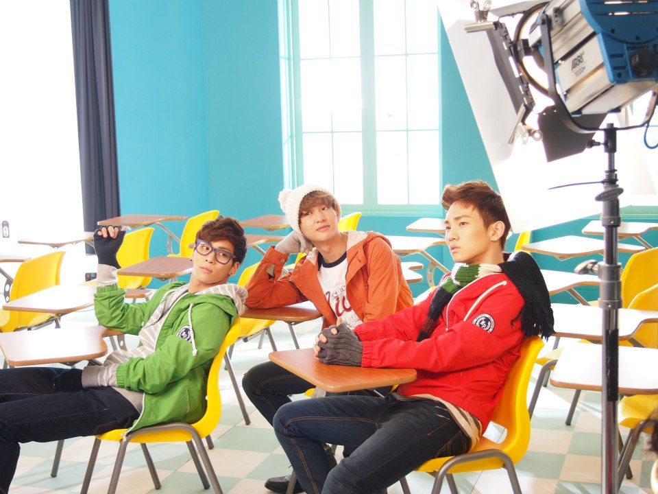 [IMG/170812] SHINee @ Set para Maypole Tumblr_m8w1rucxSb1qdtvhxo2_1280