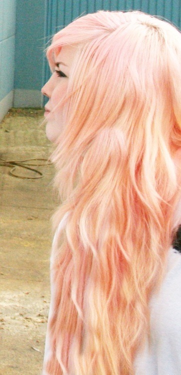 Ces couleurs de cheveux improbables qu'on aime - Page 3 Tumblr_m8wsj0ZxIP1r6bkbho1_500