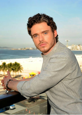 Richard Madden - Robb Stark - Page 2 Tumblr_m90f3aLUK91reokmko2_400