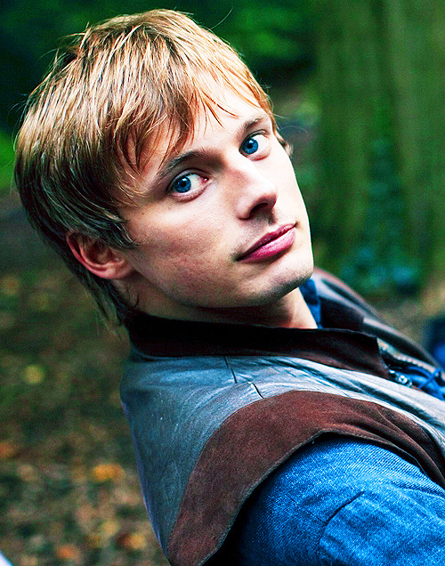 Arthur Harper // Bradley James Tumblr_m97u1dxy731qisgc4o1_500