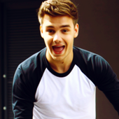 Liam Payne - Sayfa 3 Tumblr_m98eqa3v4x1rdwdsio3_250