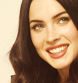 Megan Fox  Tumblr_m9a9yvpIUe1rdwdsio1_250