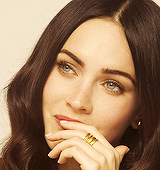 Megan Fox  Tumblr_m9a9yvpIUe1rdwdsio3_250