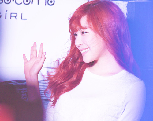 [FANYISM] [VER 5] Eye Smile(¯`'•.¸ Hoàng Mĩ Anh ¸.•'´¯) ♫ ♪ ♥ Tiffany Hwang ♫ ♪ ♥ Ngơ House - Page 28 Tumblr_m9dsssTAT21rtcvpeo1_r1_500