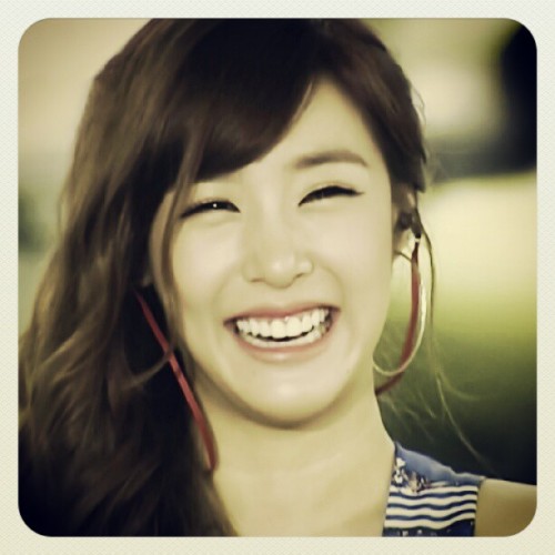 [FANYISM] [VER 5] Eye Smile(¯`'•.¸ Hoàng Mĩ Anh ¸.•'´¯) ♫ ♪ ♥ Tiffany Hwang ♫ ♪ ♥ Ngơ House - Page 30 Tumblr_m9ed2uXsXJ1r6x3d2o1_500