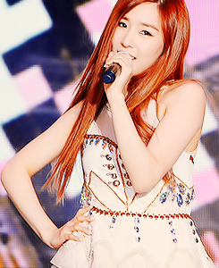 [FANYISM] [VER 5] Eye Smile(¯`'•.¸ Hoàng Mĩ Anh ¸.•'´¯) ♫ ♪ ♥ Tiffany Hwang ♫ ♪ ♥ Ngơ House - Page 29 Tumblr_m9eipywYdL1qjd0qjo4_250