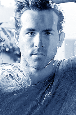 Ryan Reynolds - Page 2 Tumblr_m9gs1vmmkF1qbtvxno4_r1_250