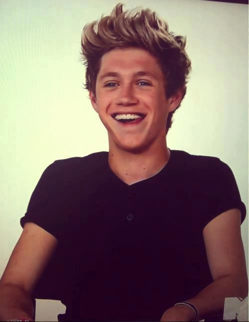 (terminada)si no fueras tan bipolar (niall horan y tu) - Página 3 Tumblr_ma0bqrTGxM1rcvjw0o1_500