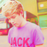 Niall Horan  Tumblr_ma1x325nb71rw9dhoo6_250