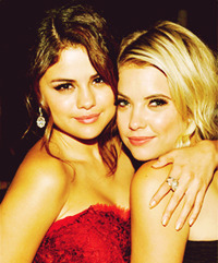 Ashley Benson - Sayfa 2 Tumblr_ma3z3xrxah1rdwdsio2_250