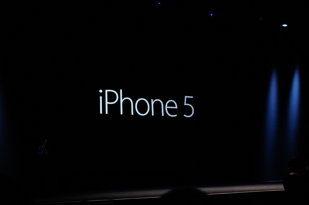 Llega el iPhone 5: más grande y más fino Tumblr_ma9ar8SeQj1r9no7zo1_r1_1280