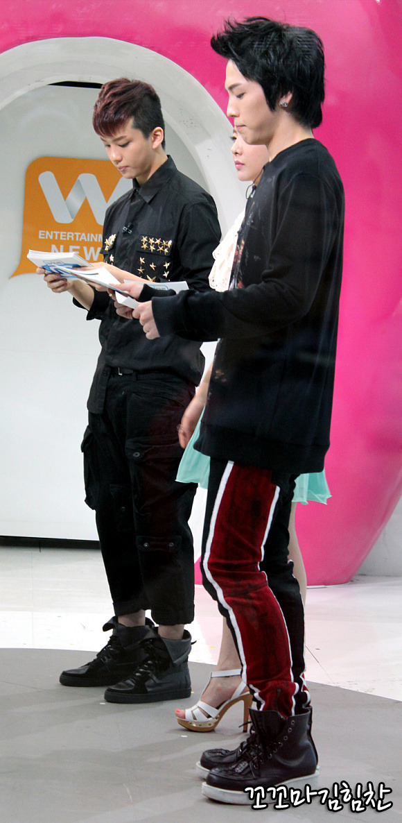 YoungJae & HimChan @ Mnet Wide Tumblr_mad5ruXy0L1rnkj5ho1_1280