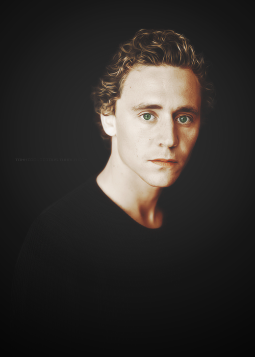 Kedvenc képeink Tom Hiddlestonról No. 1. - Page 38 Tumblr_mag6ghgvnZ1rwkpk5o1_500