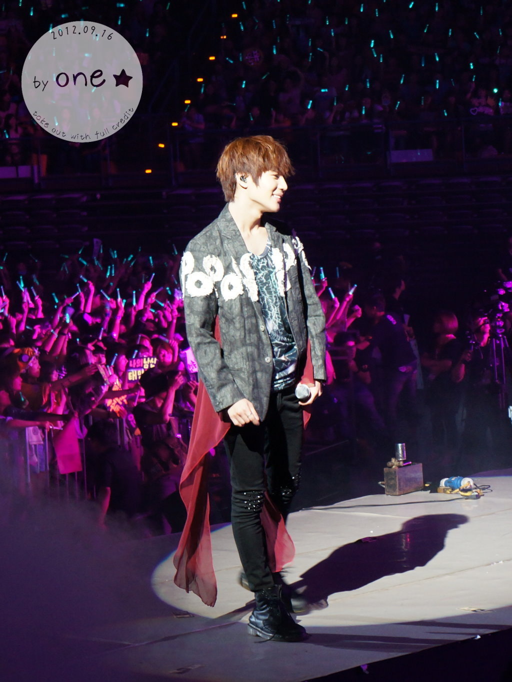 [17-09-12][Pics] SHINee World II COncert in Taipei 15_16/09 Tumblr_mah1mpuOvw1qdtvhxo1_1280