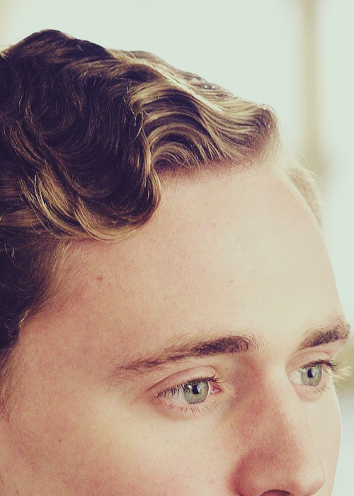 Tom Hiddleston egyéb filmjei - Page 38 Tumblr_mam5u2vznZ1rb4zl5o1_500