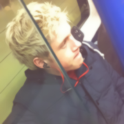 Niall Horan  Tumblr_marmt5fd6e1rgvc5ko2_250