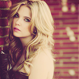 Ashley Benson Tumblr_mavwo6tiFt1rx15eko5_250