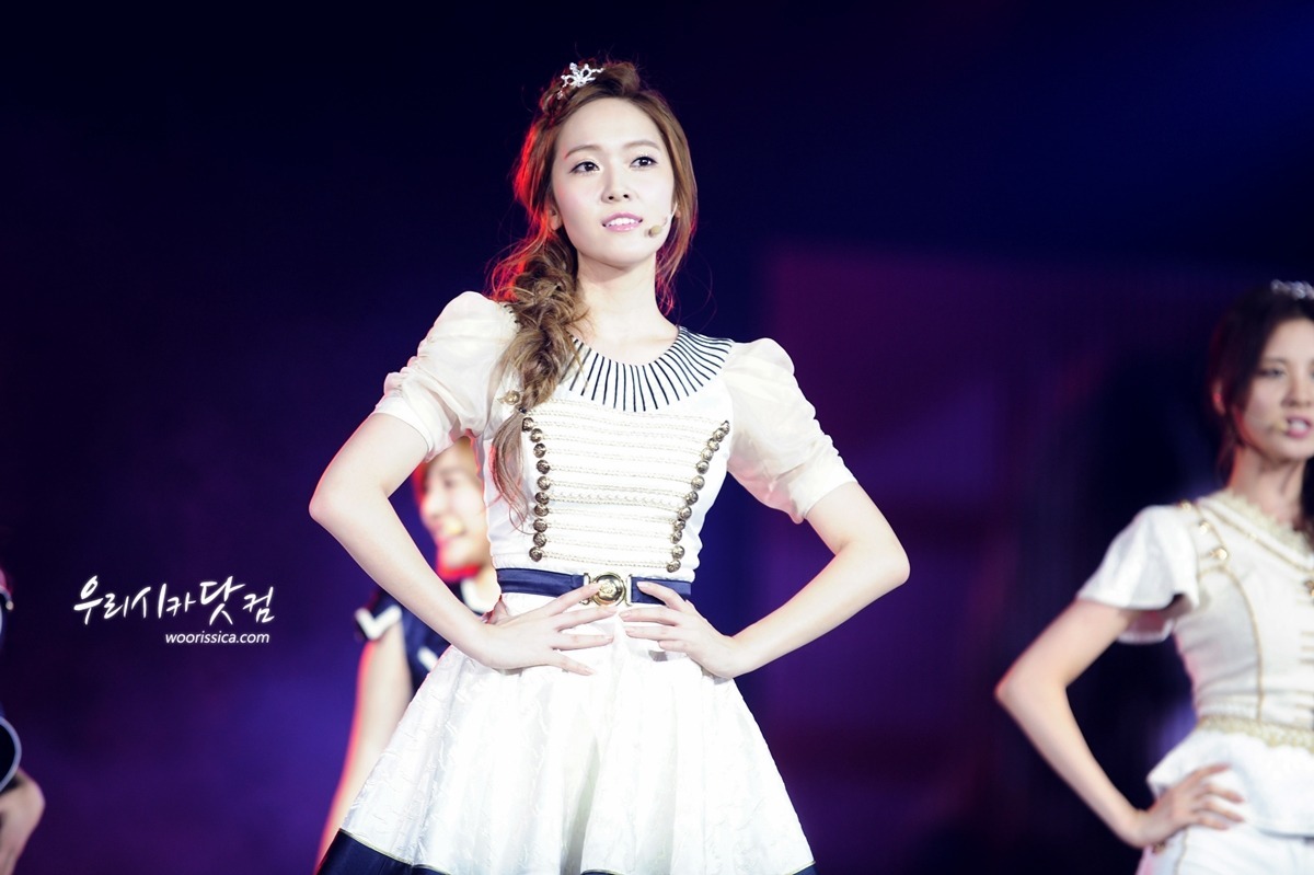 [PIC][21-09-2012]SNSD khởi hành đi Indonesia để tham dự  "SMTOWN Live World Tour III in Jakarta" - Page 9 Tumblr_max35eEnk71qitdj1o5_1280