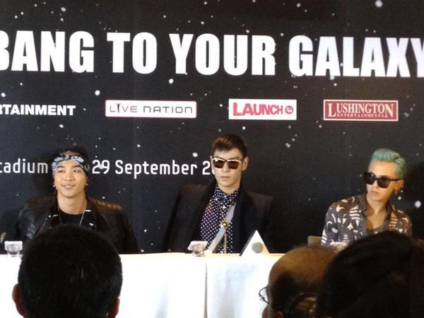 [Pics] Más fotos de Big Bang en “ALIVE Galaxy Tour 2012: Singapur” - Conferencia de Prensa Tumblr_mb100okNEu1rt0v7do3_1280