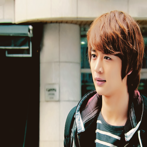 Minho Tumblr_mb5mubNWAS1r1tyuyo1_500