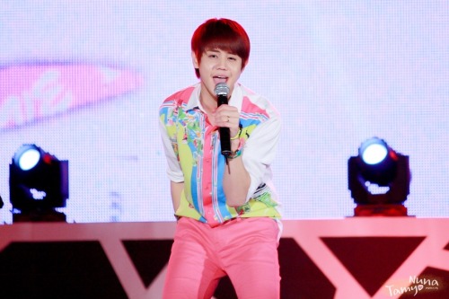 [PICS][5.10.12] YOSEOB @ Overseas Student Night Festival Tumblr_mbhaskVpQX1ry97tjo1_500