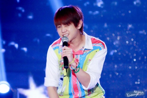 [PICS][5.10.12] YOSEOB @ Overseas Student Night Festival Tumblr_mbhawbK77D1ry97tjo1_500