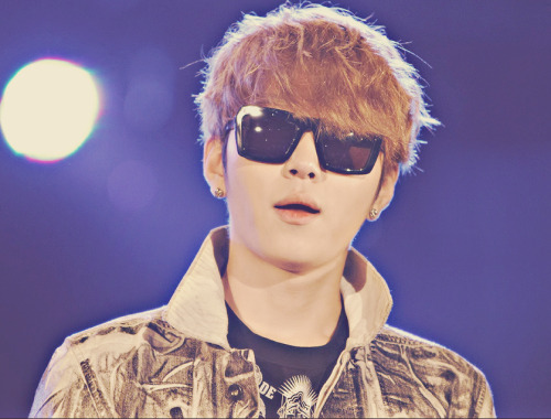 [PICS][07.10.2012] JunHyung @ China-Korea International Students Festival Tumblr_mbj3qfynyi1ry97tjo1_500