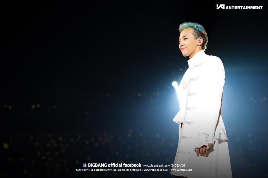 [Pics] Fotos oficiales del Alive Tour en Bangkok Tumblr_mbj5ngGMsb1rt0v7do4_1280