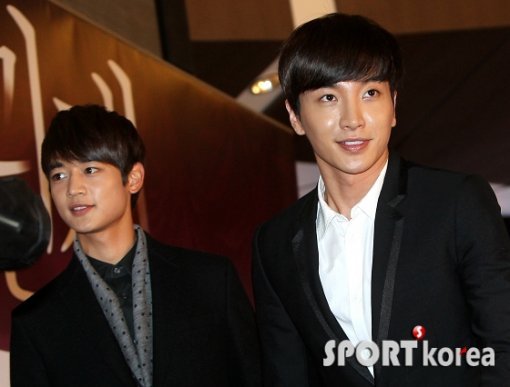 [IMG/101012] Minho y sus hyungs en la premiere de la película "Dangerous Relationship" Tumblr_mbom0r3SWZ1qdtvhxo7_1280