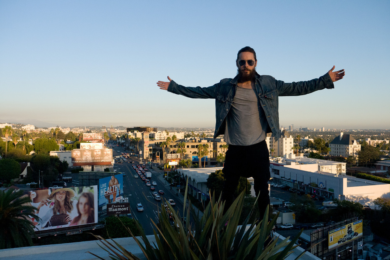 8 - [PHOTOSHOOT] Jared Leto by Terry Richardson - Page 25 Tumblr_mc3ua9ttx71qa42jro1_1280