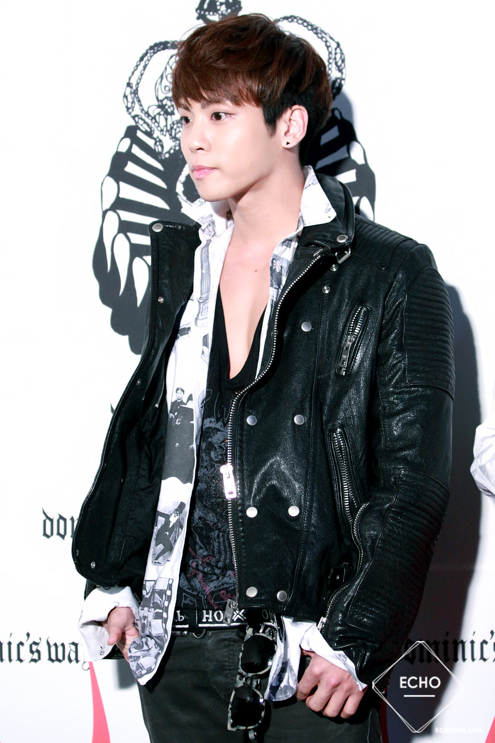 121022 Jonghyun @ Seoul Fashion Week Tumblr_mceop3baZ31qdtvhxo3_1280