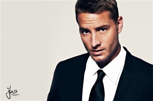  Fotos - Imagenes Nuevas Justin Hartley  - Página 2 Tumblr_mcjbf7AYni1qzusreo1_500