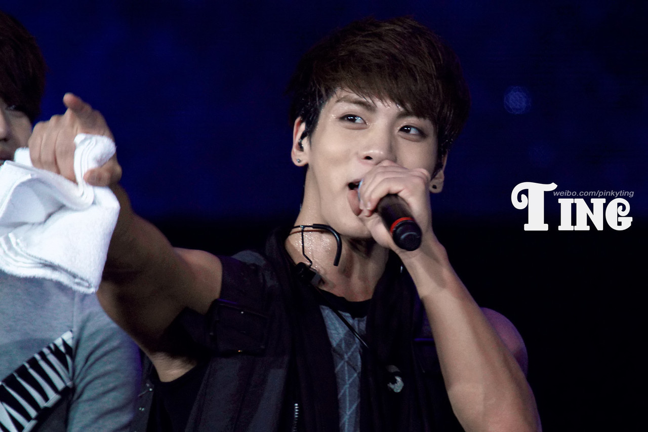 121027 Jonghyun @ SWC II in Hongkong Tumblr_mcn151xtQC1qdtvhxo2_1280