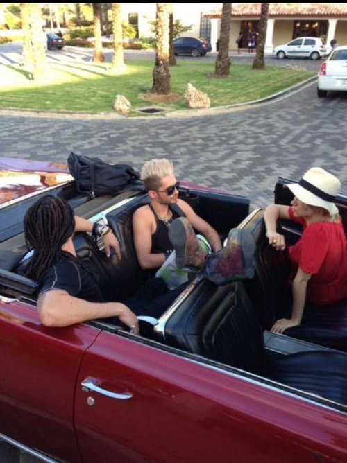 @Tom: Bill e Eu no carro 2 Tumblr_mdehdrQDBV1rzv6z2o1_500