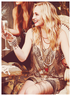 Candice Accola Tumblr_mdnka5WmGV1qc4ffvo2_r1_250