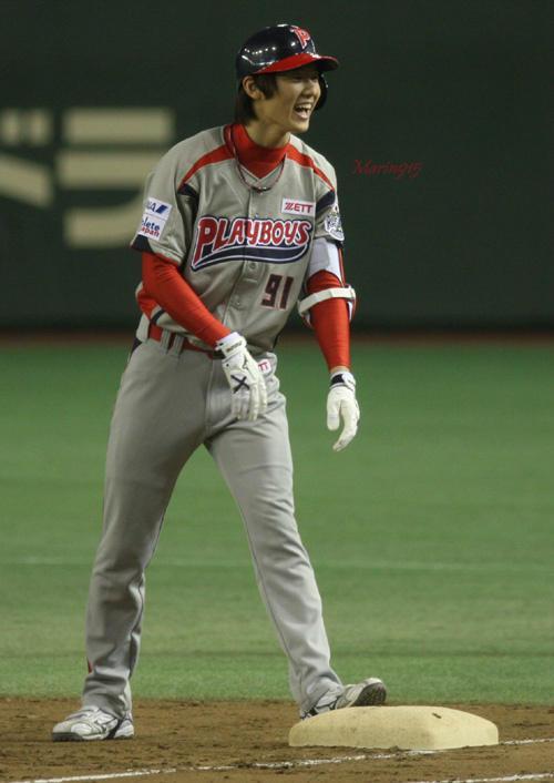 [Photos] Minhyuk @ Korean/Japanese Dream Games au Tokyo Dome (24.11.2012) Tumblr_me1kciMv0o1rgxfbio5_500