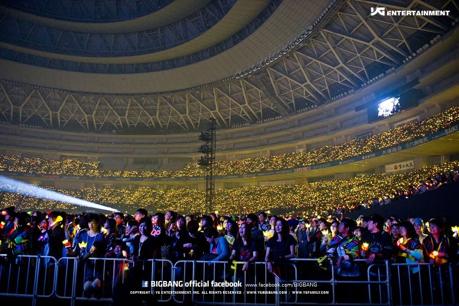 [Pics] Fotos oficiales del Alive Tour 2012 - Special Final In Dome (Osaka, Japón)~  Tumblr_me2x748vGo1rt0v7do1_1280