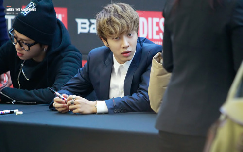 [PICS][27.11.12] Kikwang @ @ Diesel Fan Signing  Tumblr_me5fzxMUKJ1qhplbfo1_500