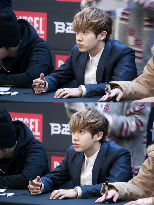 [PICS][27.11.12] Kikwang @ @ Diesel Fan Signing  Tumblr_me5gp4UAST1qhplbfo2_500