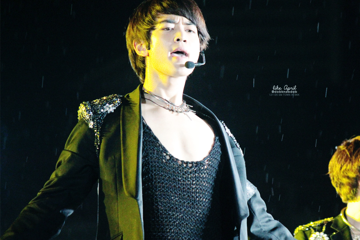 121125 Minho @ SMTOWN Bangkok Tumblr_me6qlhqvbQ1rm849jo5_1280