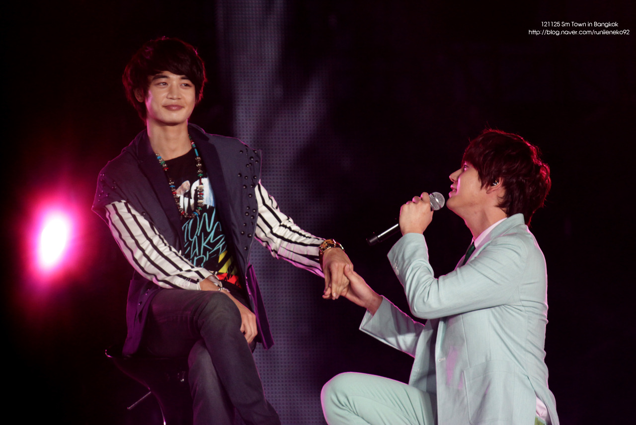 121125 Minho @ SMTOWN Bangkok Tumblr_me72plGmX81rsplwwo1_1280