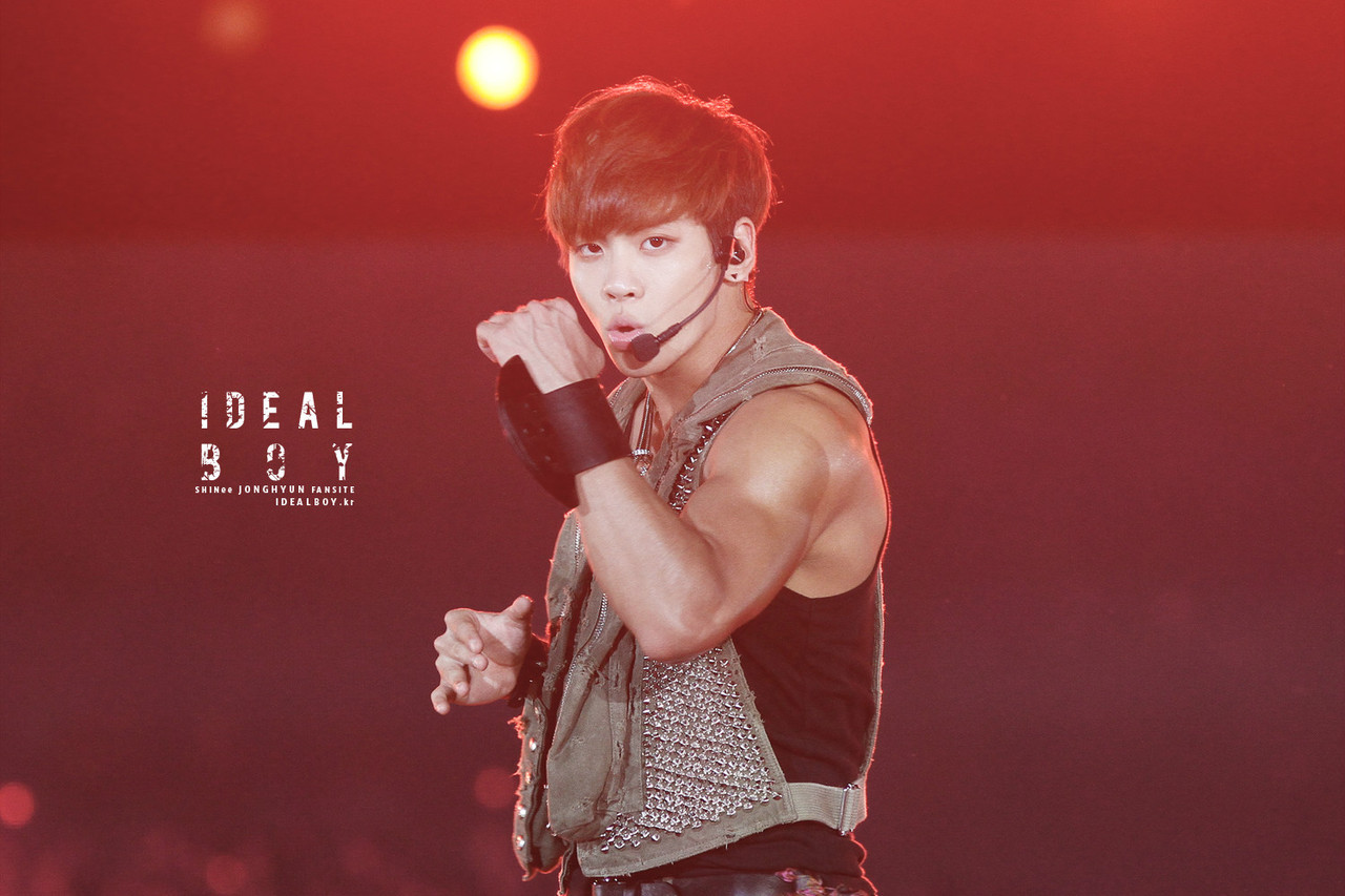 121125 Jonghyun @ SMTOWN Bangkok Tumblr_meafxqDdPr1qdtvhxo6_1280