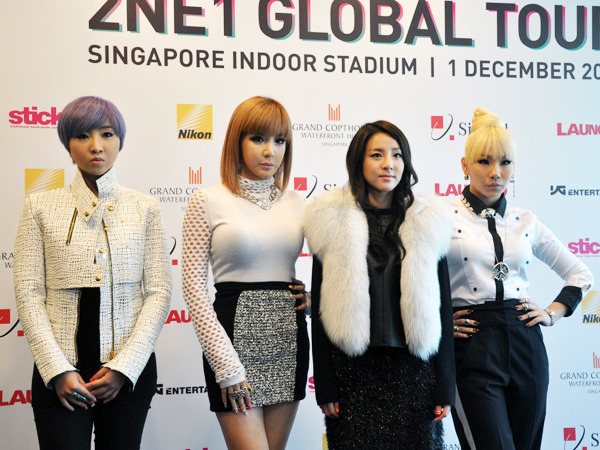 [Interview] Conférence des 2NE1 à Singapour. Tumblr_meah5mUJ3l1qzjb8ko1_1280